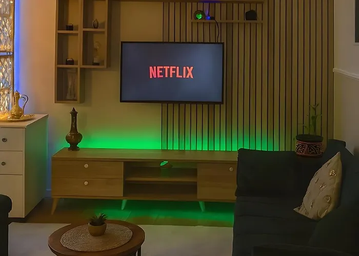 דירה Modern Lux Netflix 5 Pers בזונס